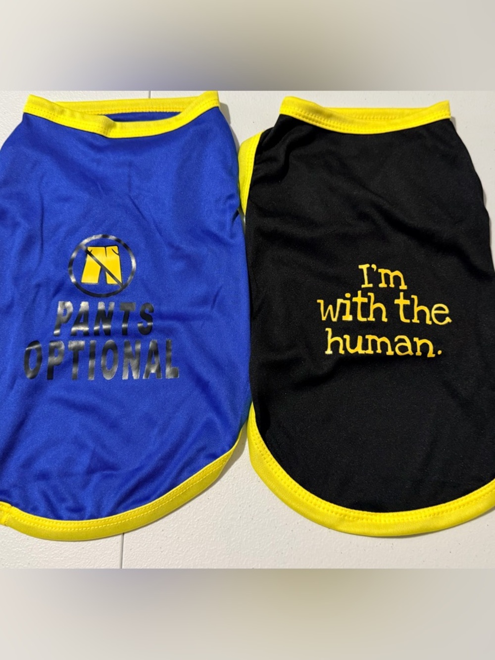 🥳 2 for $15 🥳 2 pc Dog Tank Pet Graphic T-Shirts Sz M